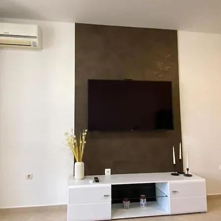 Cascadas New Luxury Apartment